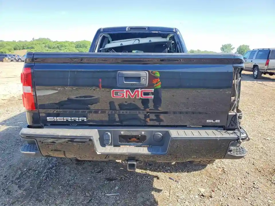 1GTV2MEC0JZ106309 2018 GMC SIERRA-5
