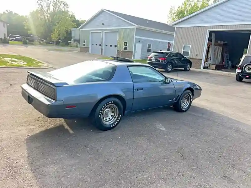 1G2AW87H9DL203250 1983 PONTIAC FIREBIRD-3