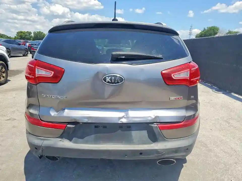 KNDPCCA65B7111230 2011 KIA SPORTAGE-5
