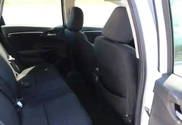 3HGGK5H80KM731139 2019 HONDA FIT-5