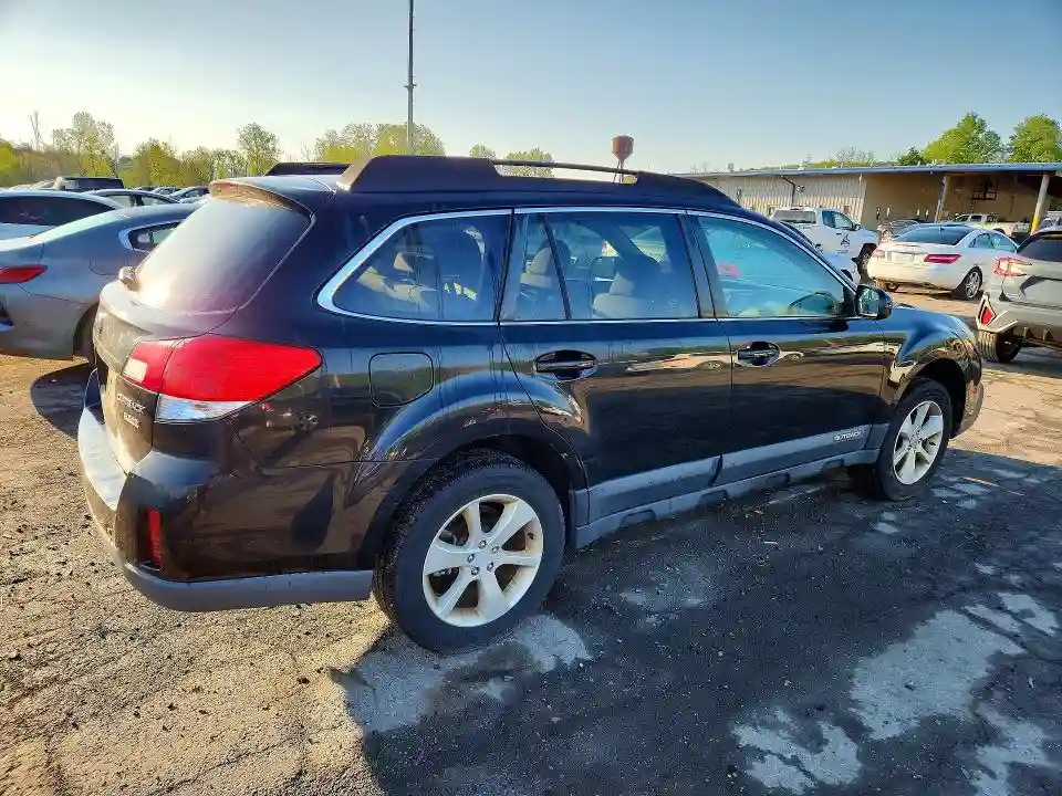 4S4BRBCC7D3316186 2013 SUBARU OUTBACK-2