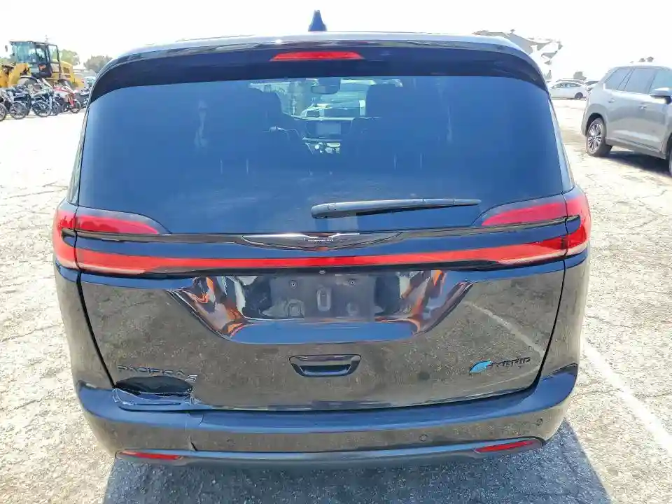 2C4RC1L77PR513775 2023 CHRYSLER PACIFICA-5