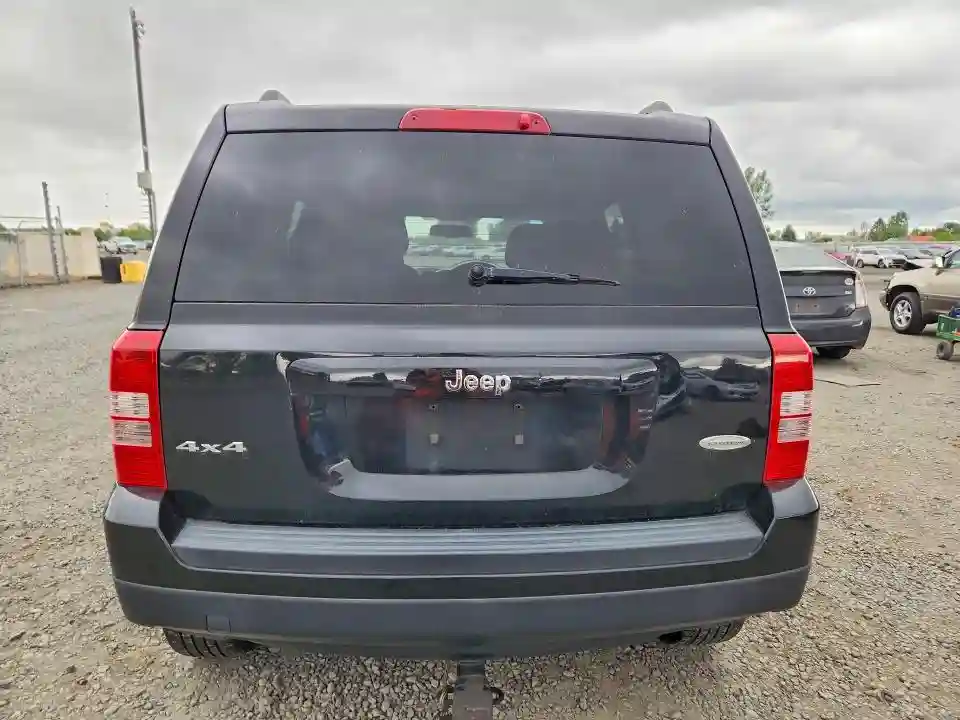 1C4NJRFB5CD577653 2012 JEEP PATRIOT-5