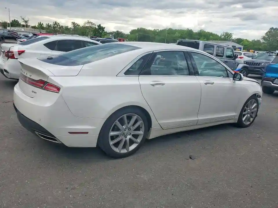 3LN6L2LU3GR633660 2016 LINCOLN MKZ-2