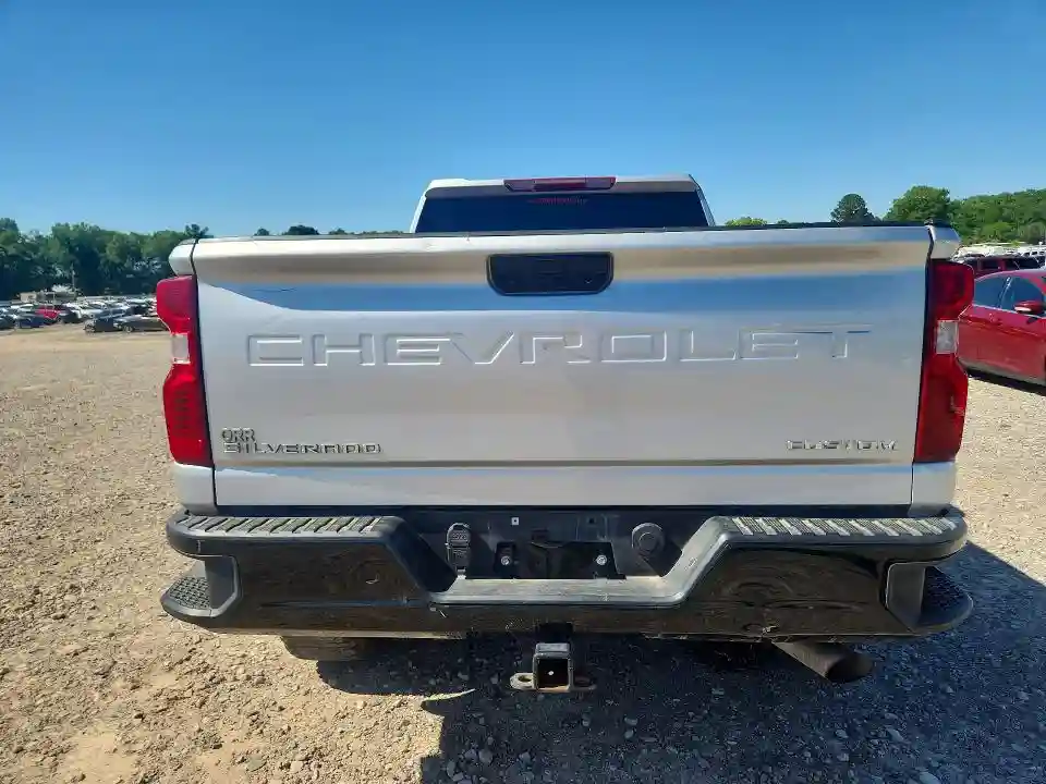 2GC4YME78P1709555 2023 CHEVROLET ALL MODELS-5