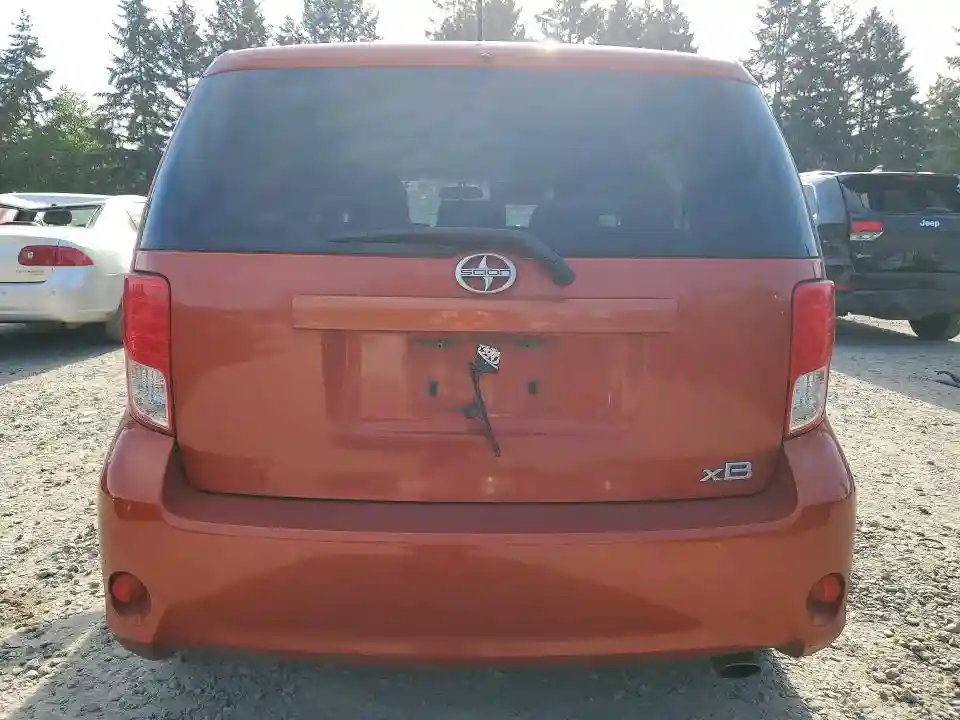JTLZE4FE0CJ007004 2012 SCION XB-5