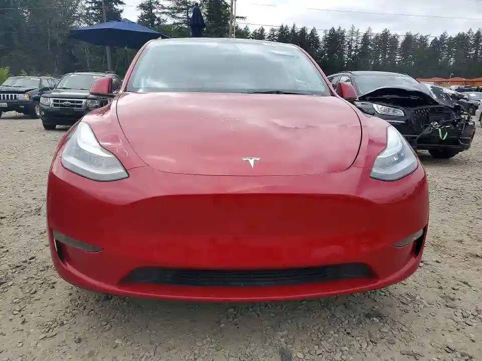 5YJYGAEE0MF217094 2021 TESLA MODEL Y-4