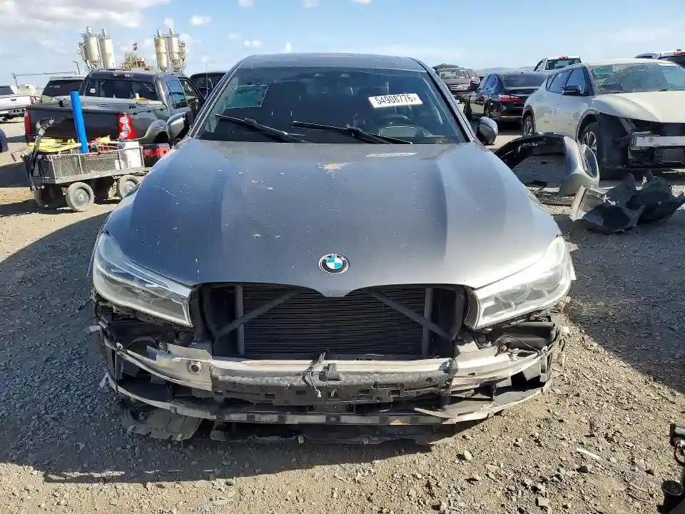 WBA7F0C54GGL99546 2016 BMW 7 SERIES-4