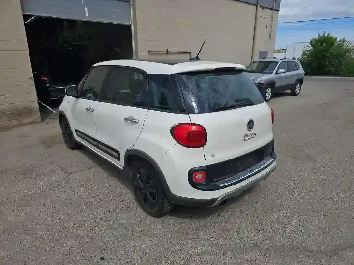 ZFBCFADH2FZ033879 2015 FIAT 500-2