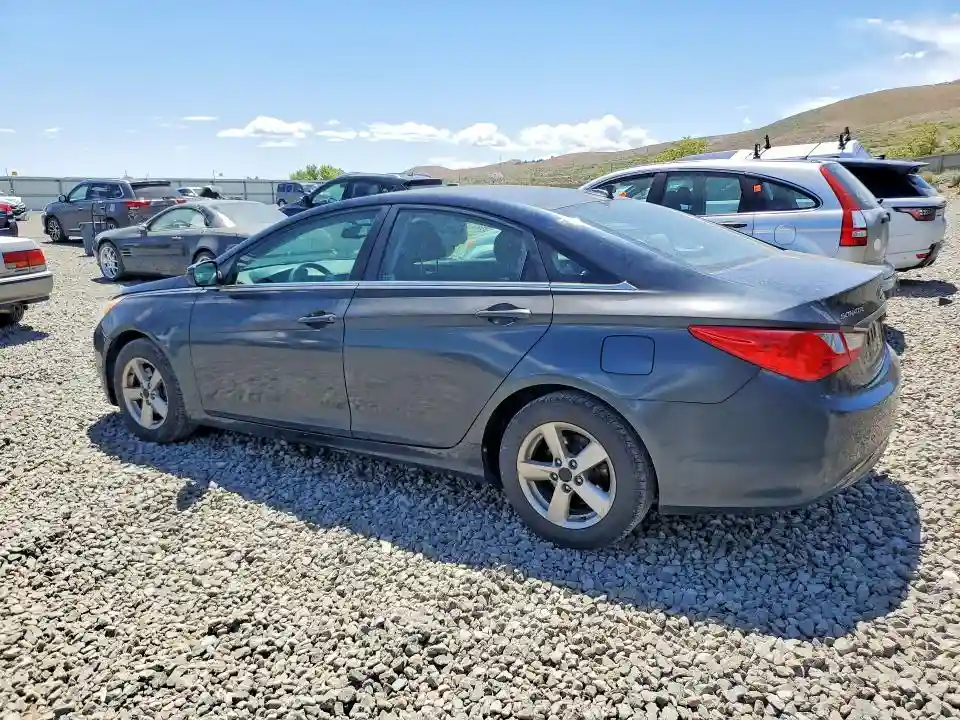 5NPEB4AC3DH810036 2013 HYUNDAI SONATA-1