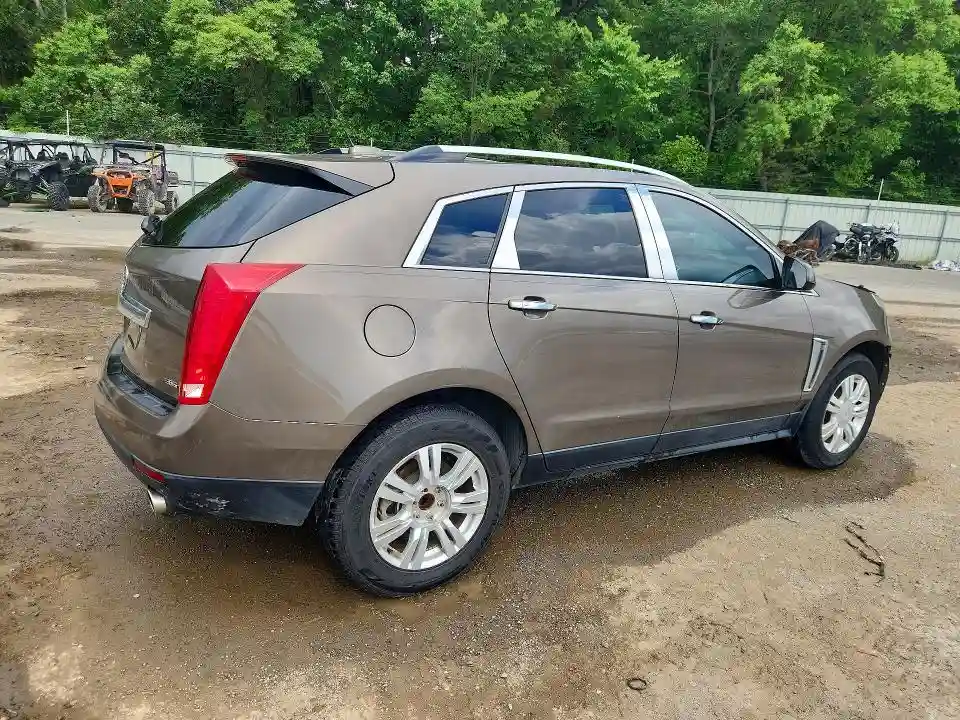 3GYFNBE38FS620018 2015 CADILLAC SRX-2