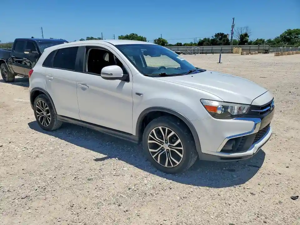 JA4AP3AUXKU034472 2019 MITSUBISHI OUTLANDER-3