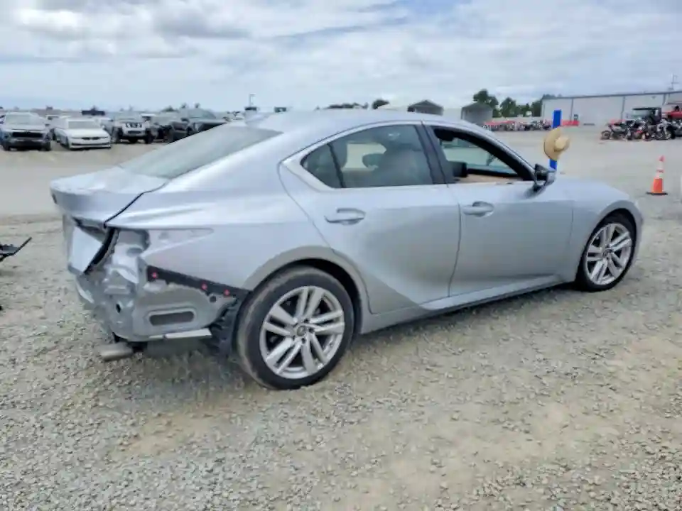 JTHAA1D26N5121076 2022 LEXUS IS-2