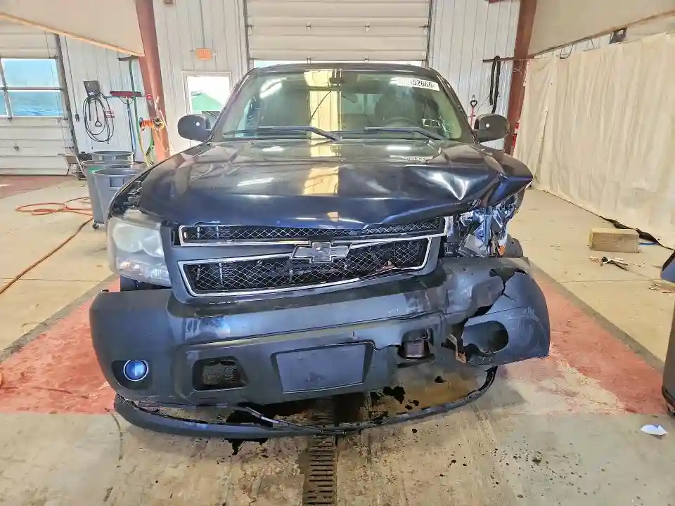1GNMCAE04AR258260 2010 CHEVROLET TAHOE-4