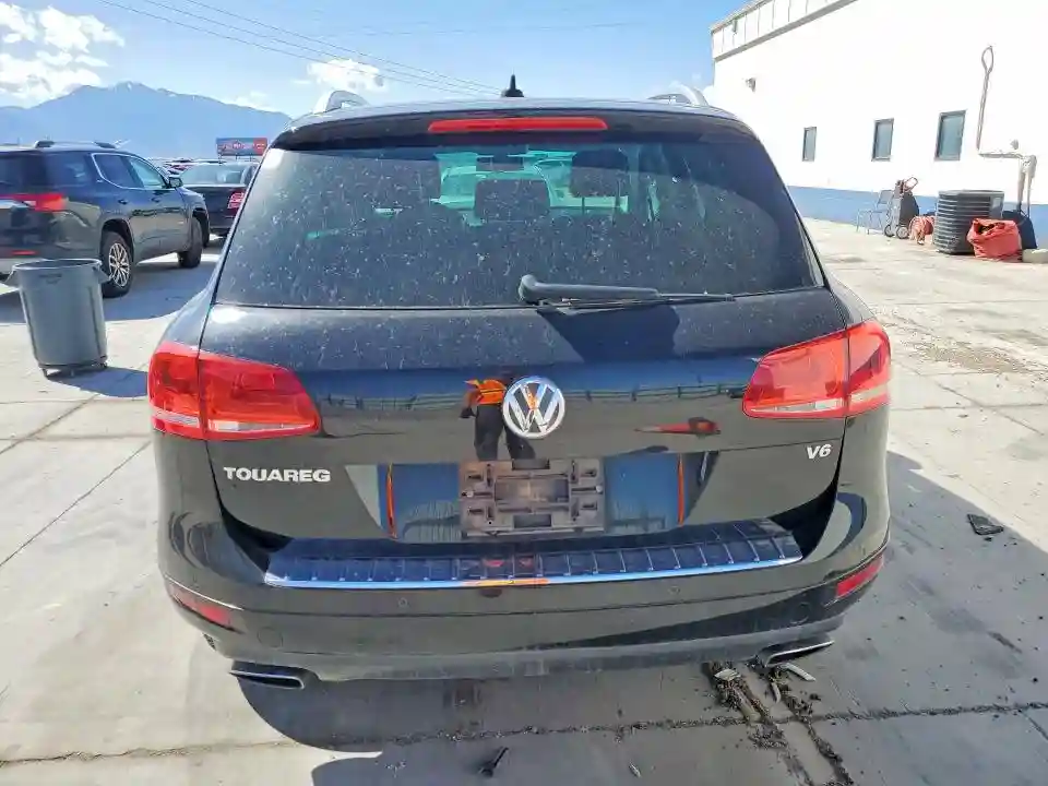 WVGFF9BP9BD006779 2011 VOLKSWAGEN TOUAREG-5