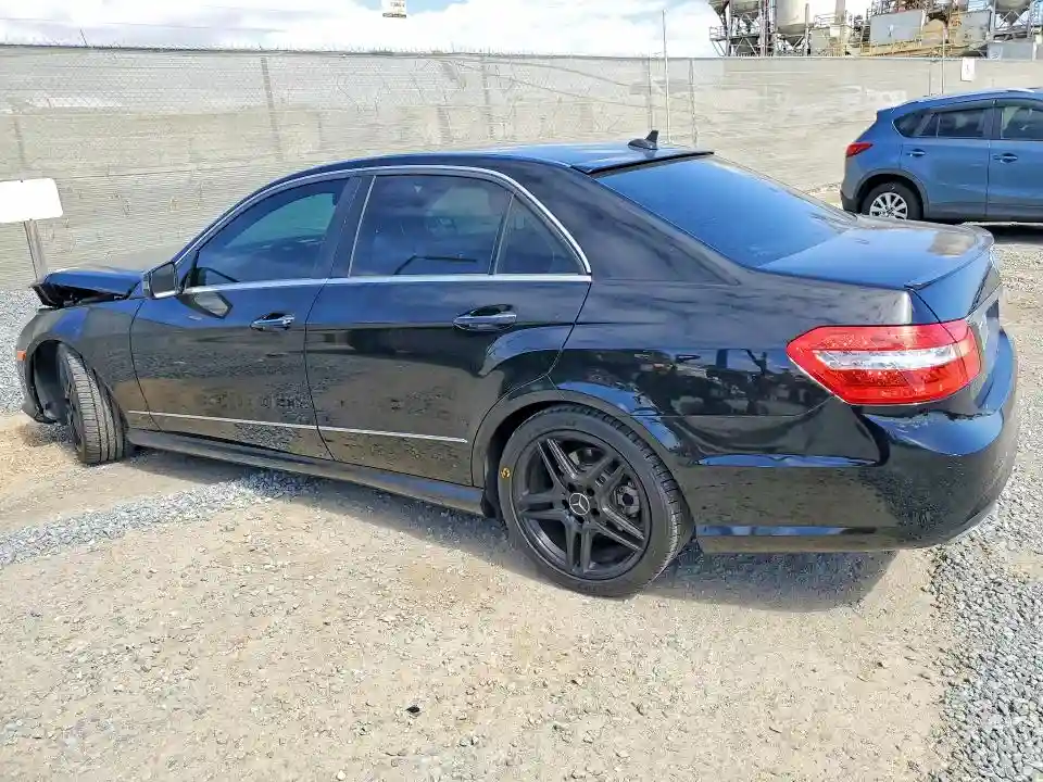 WDDHF5GB9BA515829 2011 MERCEDES-BENZ E-CLASS-1