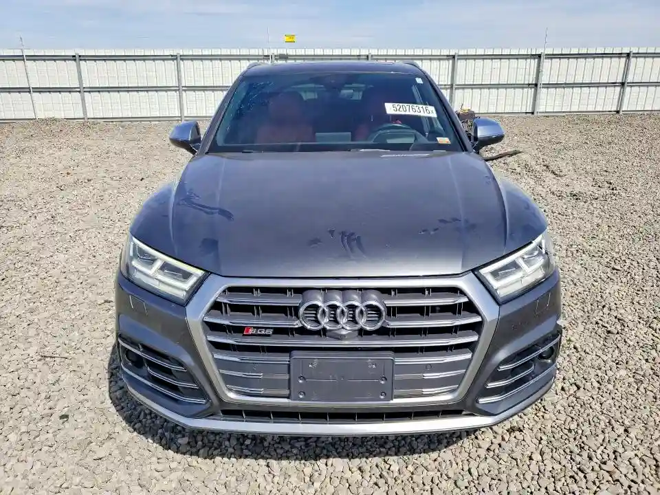 WA1C4AFY8J2104062 2018 AUDI SQ5-4