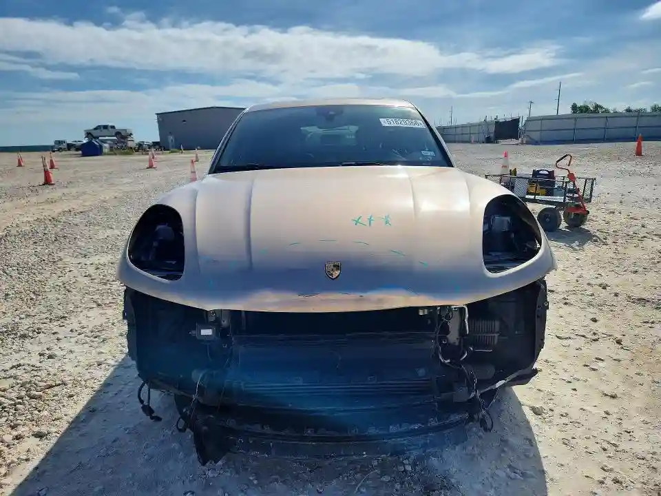 WP1AA2A54MLB05179 2021 PORSCHE MACAN-4