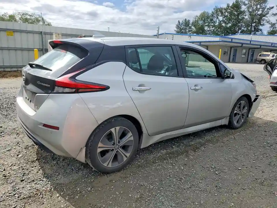 1N4AZ1CVXNC553855 2022 NISSAN LEAF-2