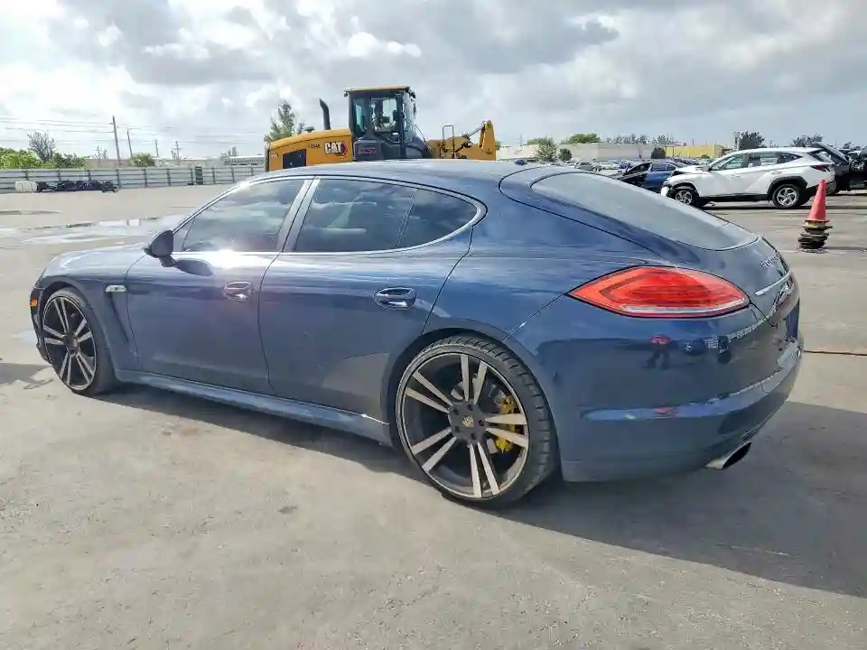 WP0AA2A7XBL011680 2011 PORSCHE PANAMERA-1