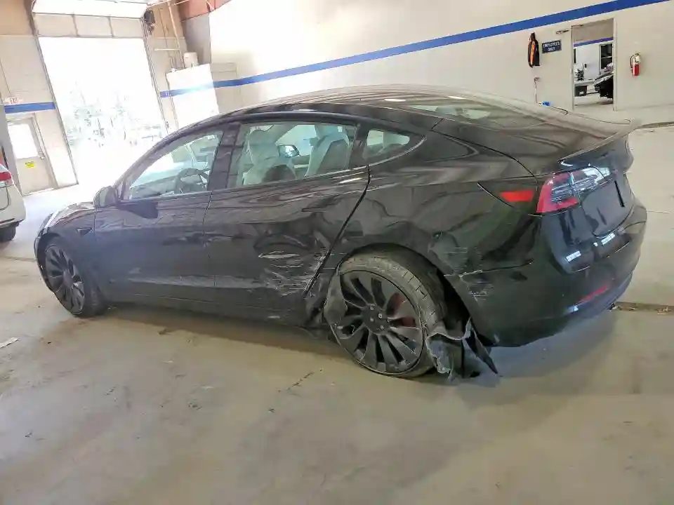 5YJ3E1EC8MF984514 2021 TESLA MODEL 3-1