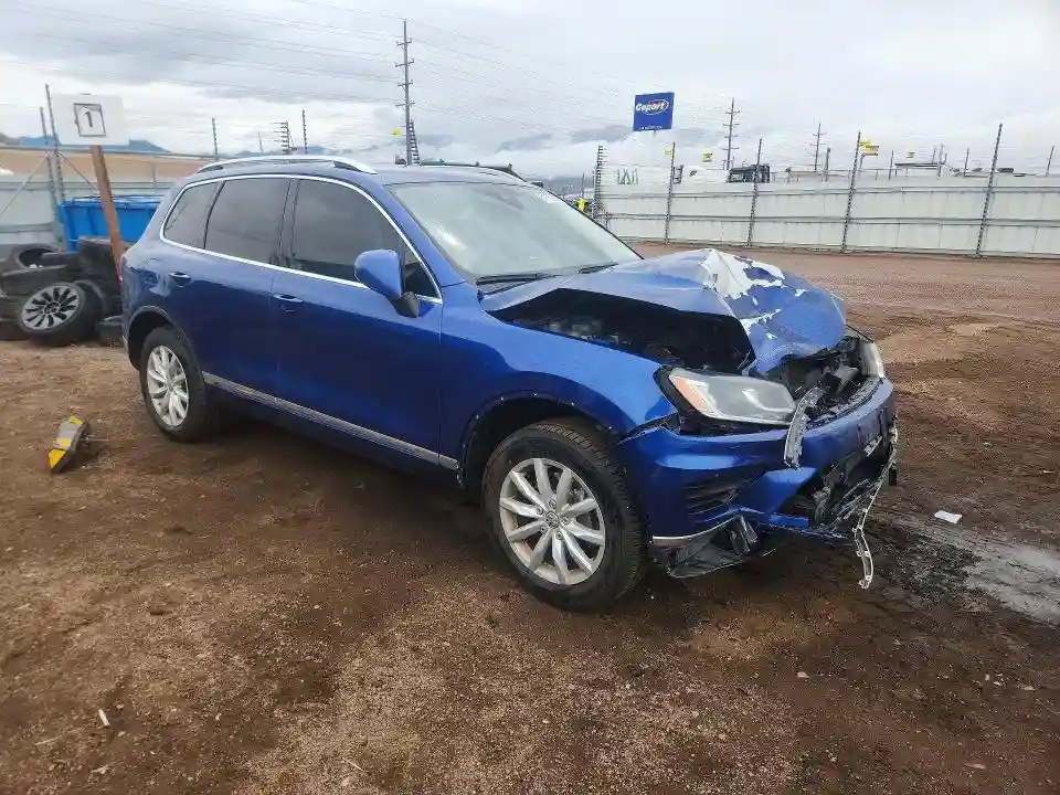 WVGEF9BP7GD010882 2016 VOLKSWAGEN TOUAREG-3