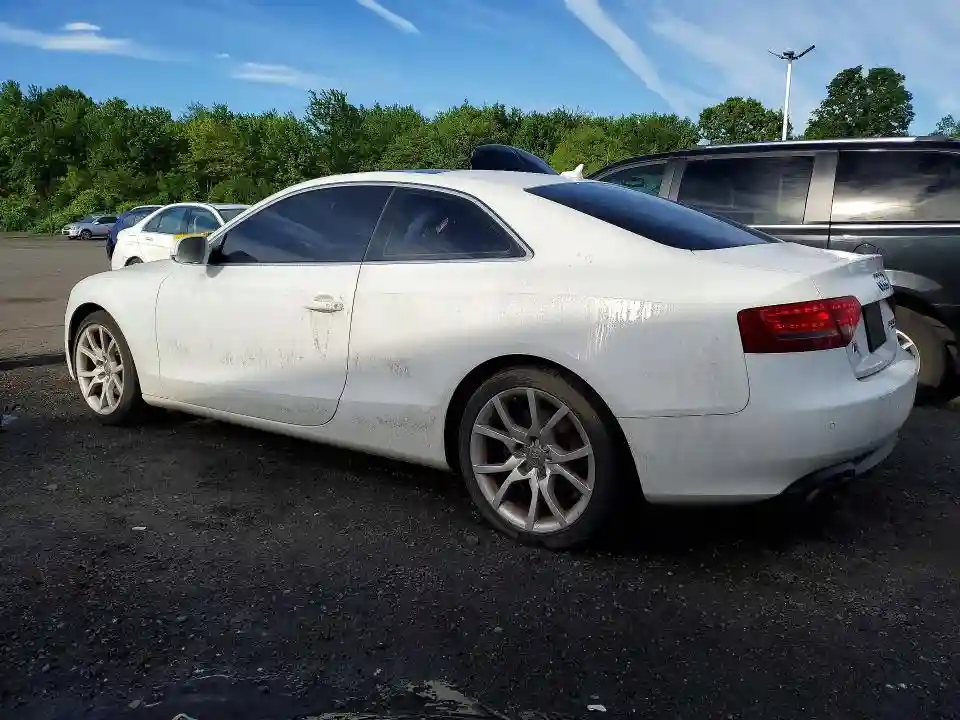 WAULFAFR3CA037496 2012 AUDI A5-1