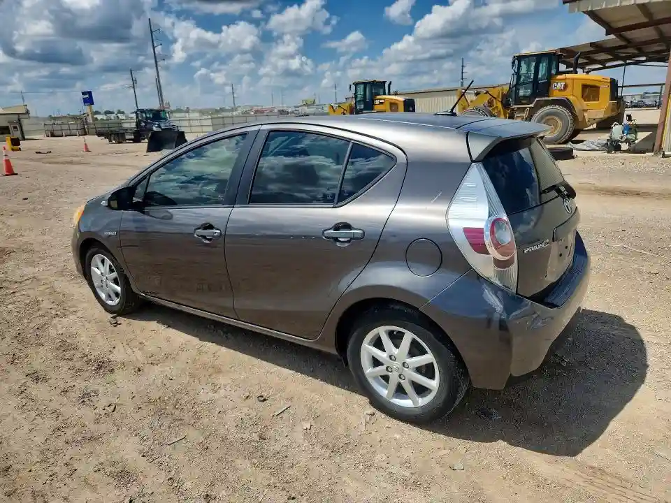JTDKDTB38E1060714 2014 TOYOTA PRIUS-1