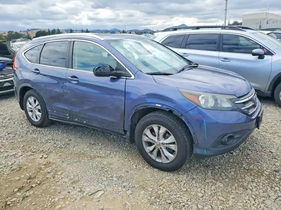 2HKRM4H74DH686900 2013 HONDA CRV-3