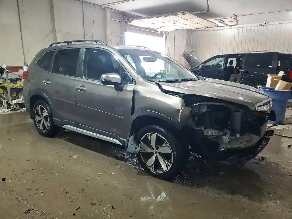 JF2SKAWC5KH453224 2019 SUBARU FORESTER-3