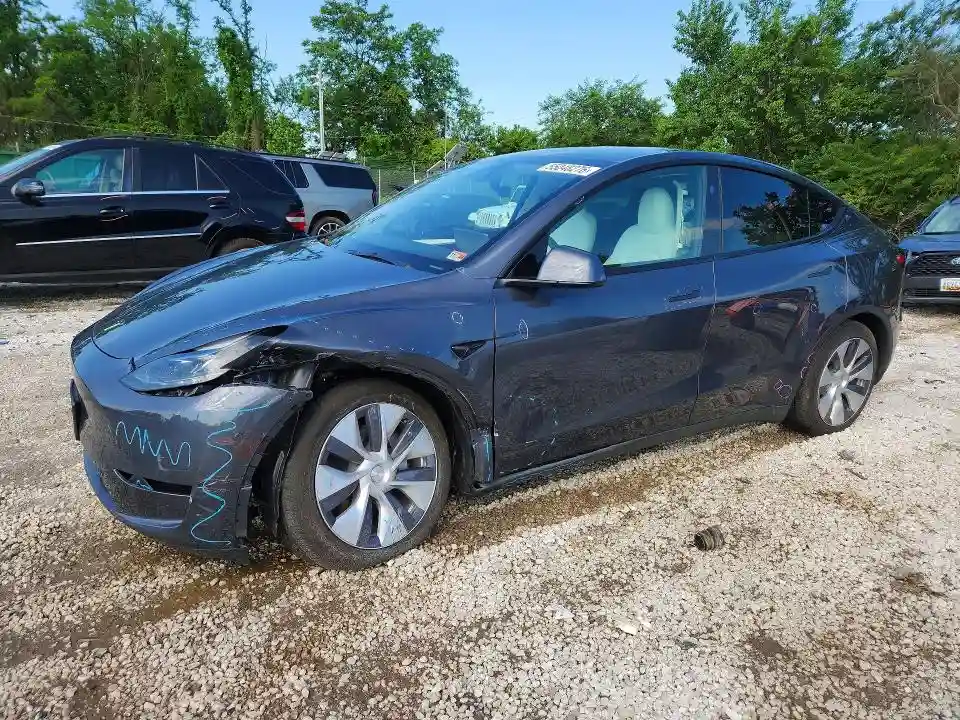 7SAYGDEE1PF911141 2023 TESLA MODEL Y-0
