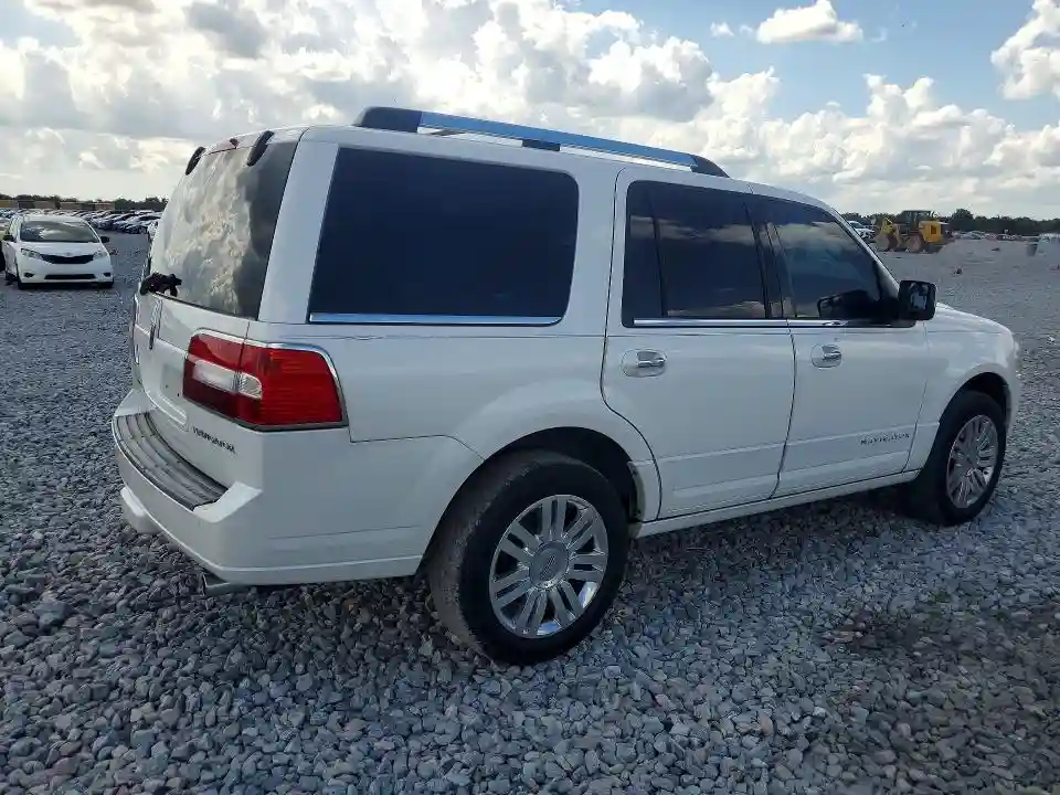 5LMJJ2H56DEL08210 2013 LINCOLN NAVIGATOR-2