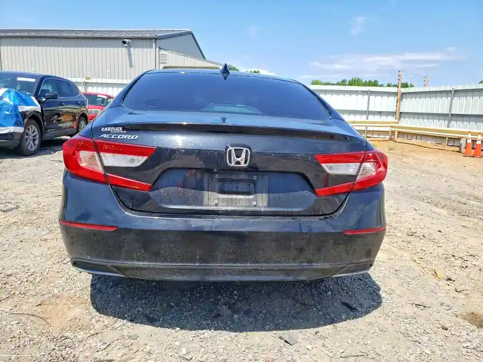 1HGCV1F49JA261879 2018 HONDA ACCORD-5