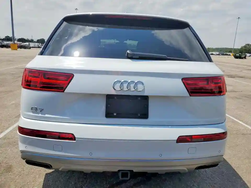 WA1LAAF70KD023577 2019 AUDI Q7-5