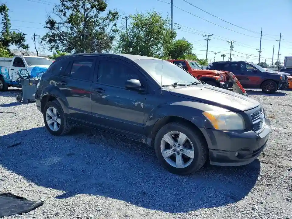 1B3CB3HA7BD125970 2011 DODGE CALIBER-3