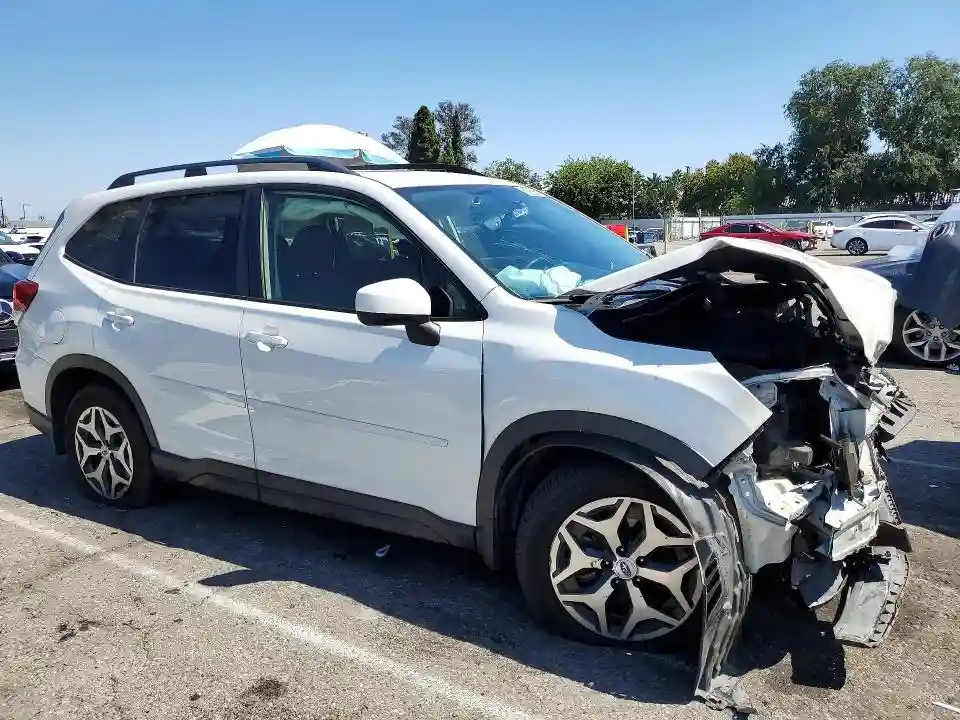 JF2SKAGC2KH595738 2019 SUBARU FORESTER-3