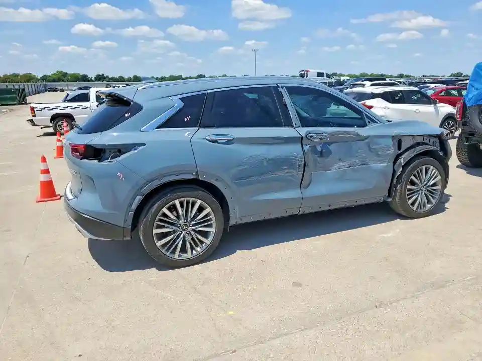 3PCAJ5EBXRF102400 2024 INFINITI QX50-2