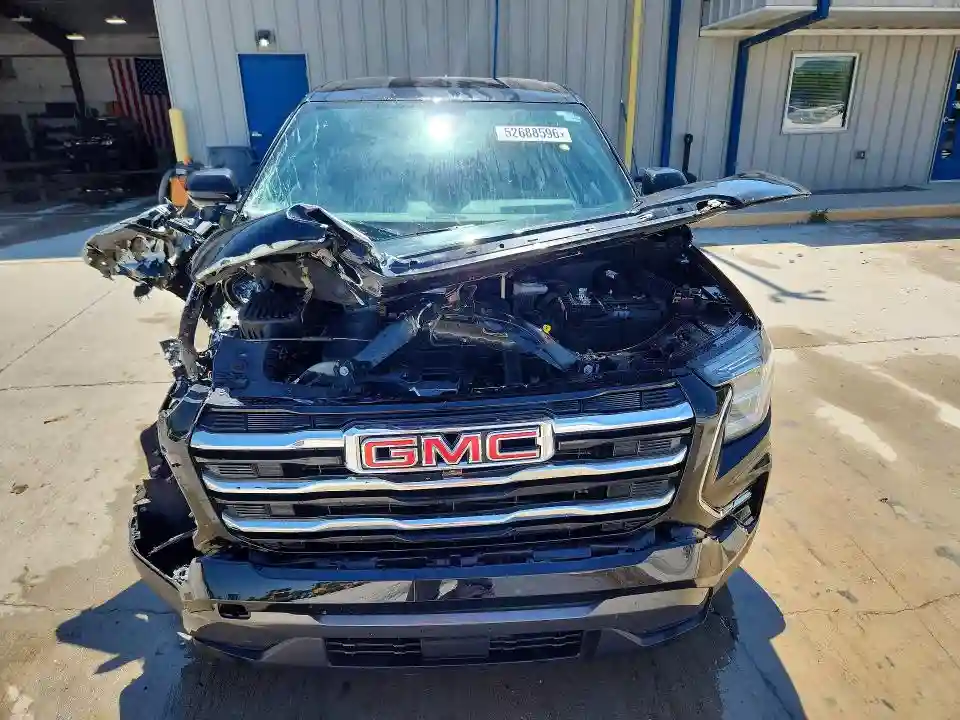 3GKALUEG9TL143677 2026 GMC TERRAIN-4