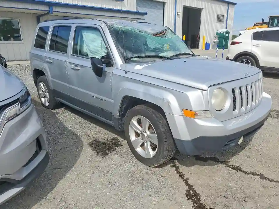 1C4NJPFA2DD141274 2013 JEEP PATRIOT-3