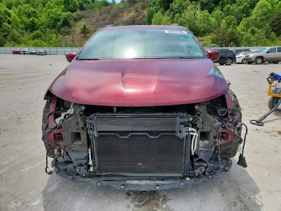 2C4RC1BG9HR511447 2017 CHRYSLER PACIFICA-4