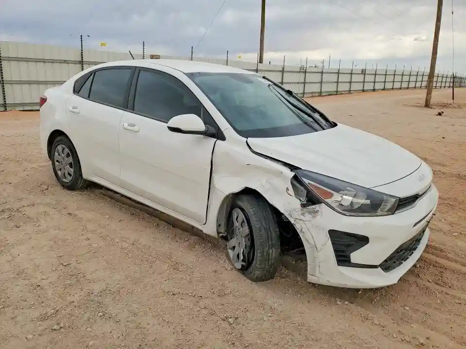 3KPA24AD4NE480226 2022 KIA RIO-3