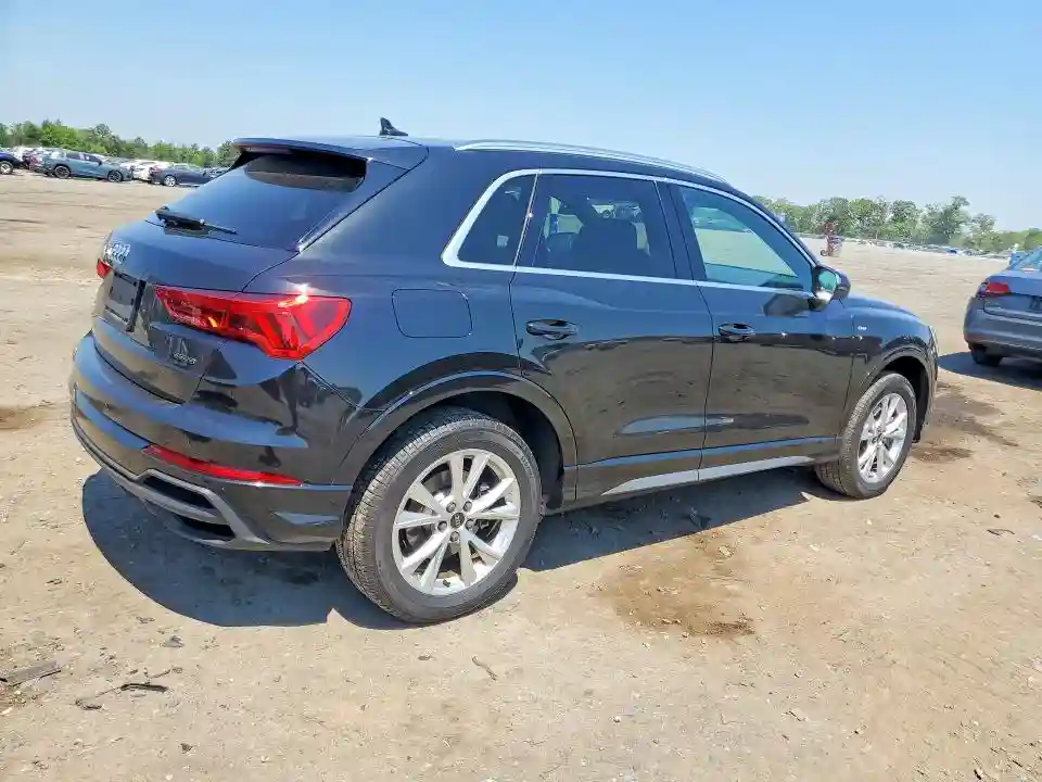 WA1EECF34P1015366 2023 AUDI Q3-2