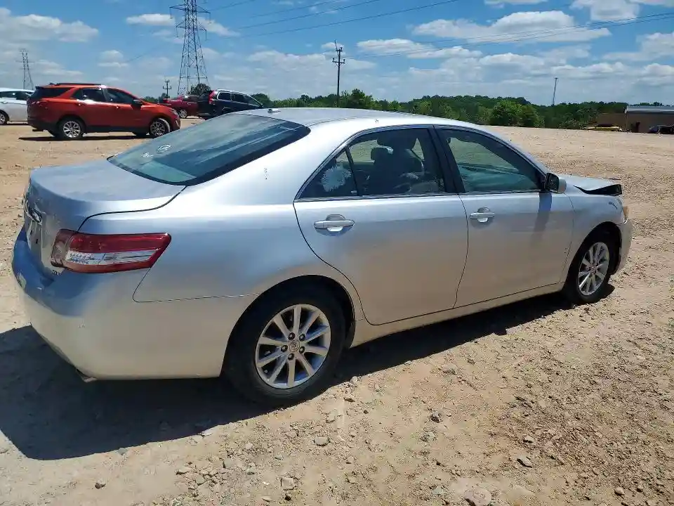 4T1BF3EK4BU164118 2011 TOYOTA CAMRY-2