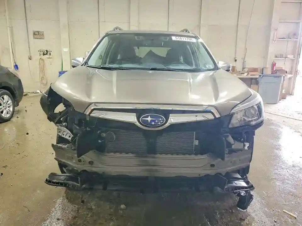 JF2SKAWC5KH453224 2019 SUBARU FORESTER-4