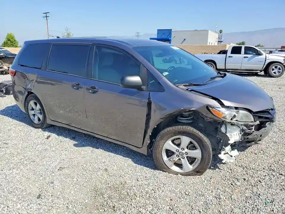 5TDZZ3DC8LS073881 2020 TOYOTA SIENNA-3