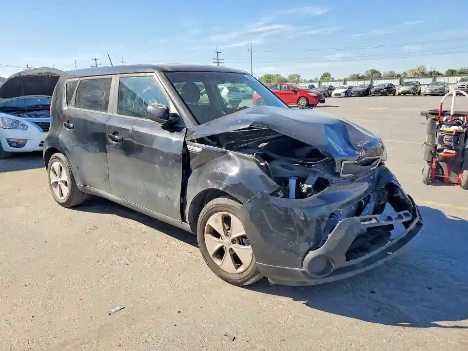 KNDJN2A27G7320127 2016 KIA SOUL BASE-3