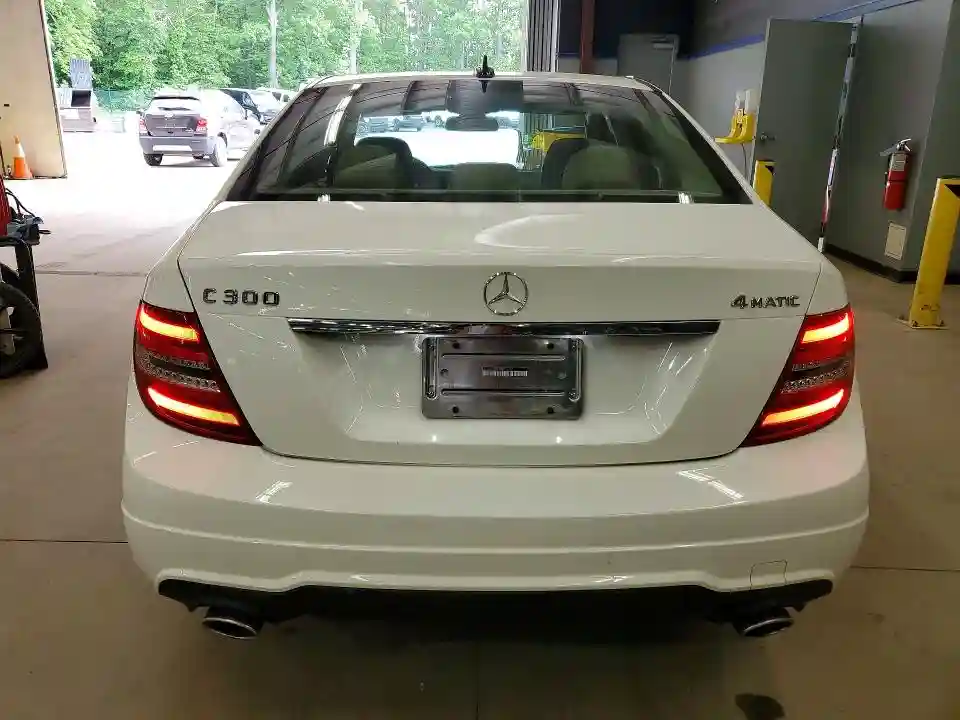 WDDGF8AB4DR256161 2013 MERCEDES-BENZ C-CLASS-5