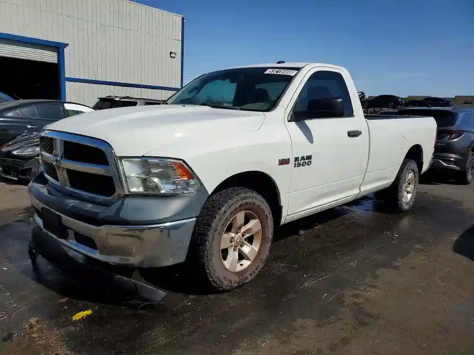 3C6JR7DT2FG637930 2015 RAM 1500-0