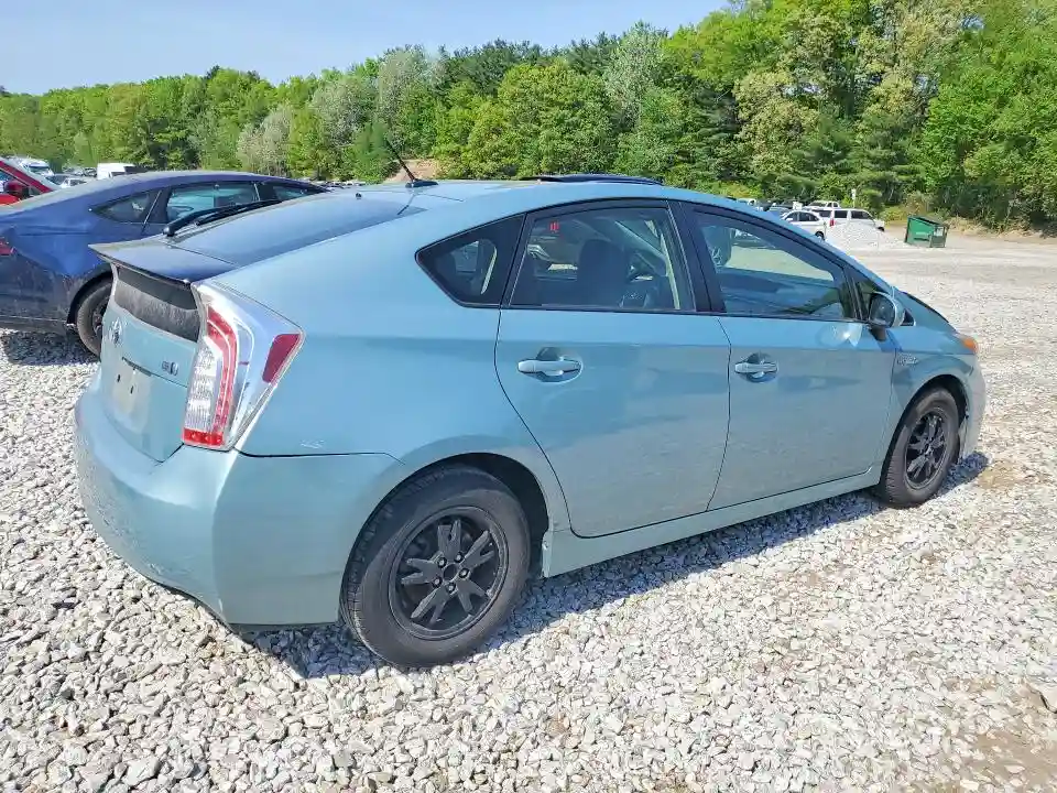 JTDKN3DU5D1690160 2013 TOYOTA PRIUS-2