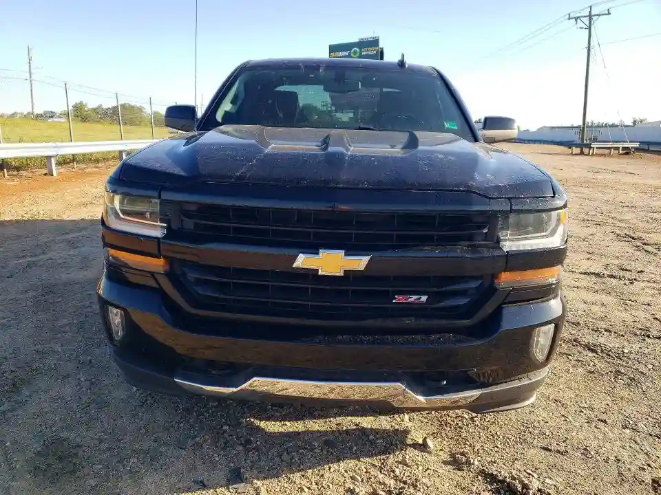 1GCVKREC0HZ392928 2017 CHEVROLET SILVERADO-4